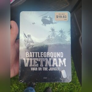 Vietnam War in the Jungle Box Set DVD, 2008 Tin 5 Disc Set Commemorative Sealed